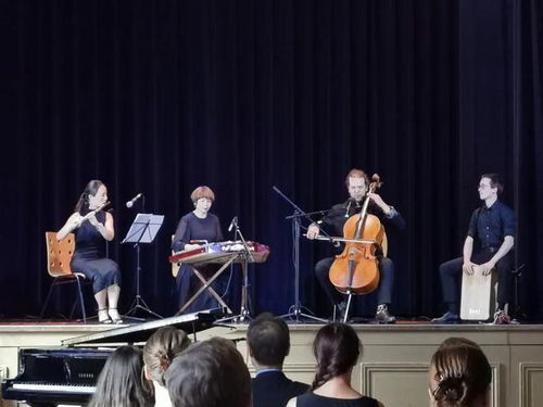 缤纷夏日主题文化艺术交流活动暨PDE国际舞蹈大赛线上选拔赛新闻发布会在巴黎举行